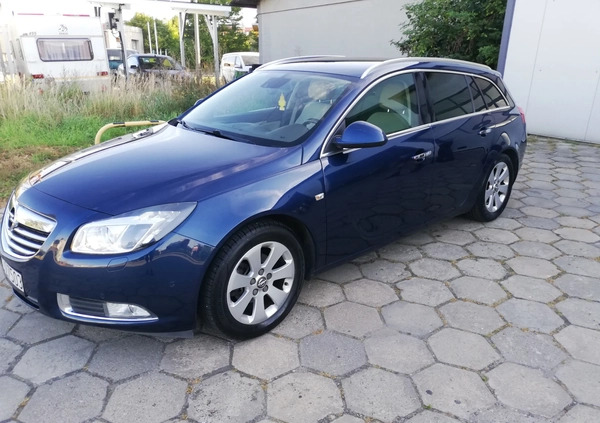 Opel Insignia cena 25500 przebieg: 295000, rok produkcji 2011 z Tczew małe 596